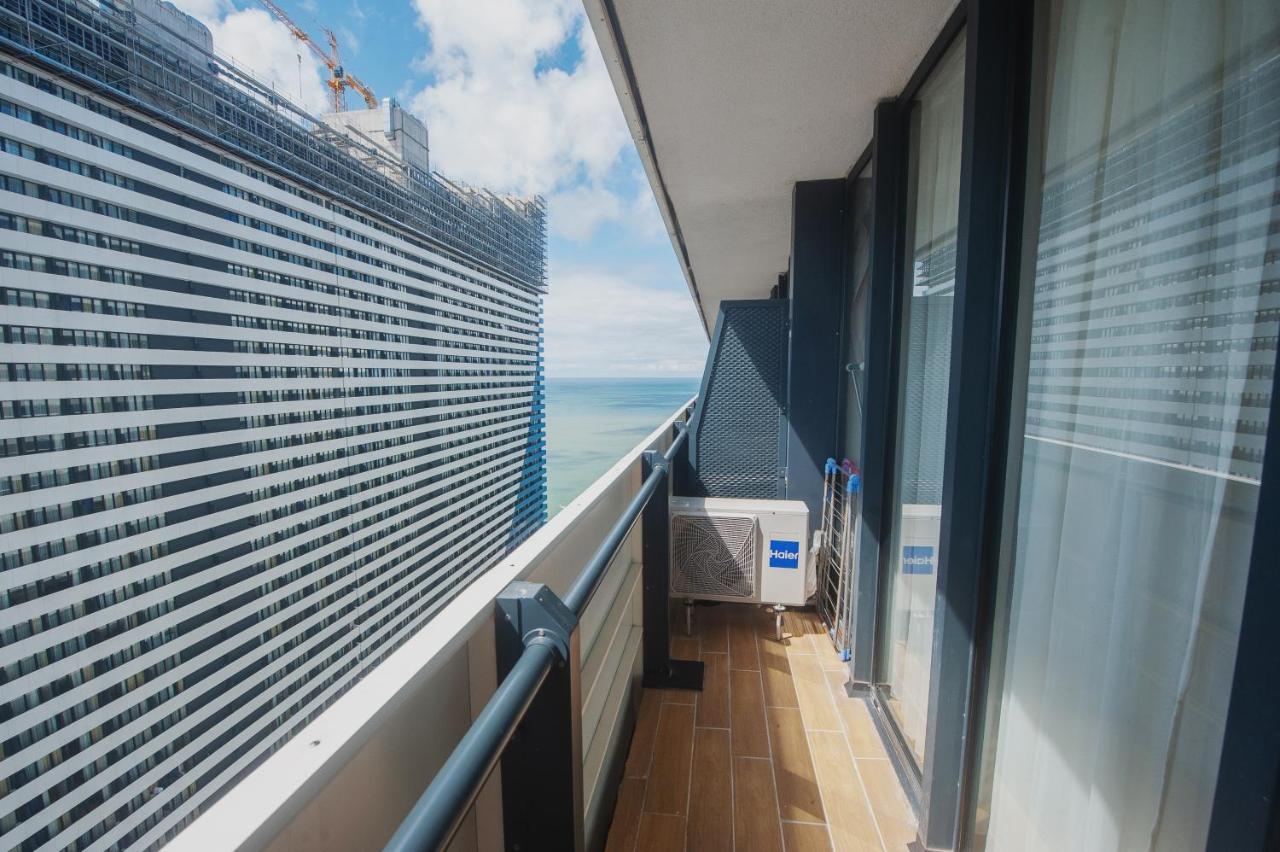Sea Side Orbi City Batumi Exteriör bild